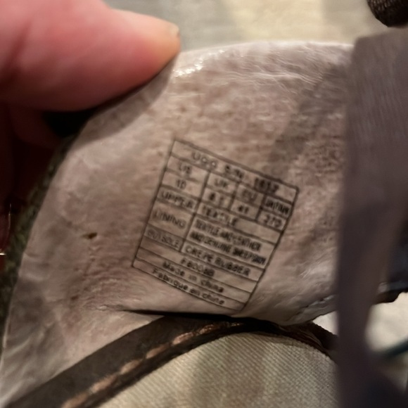 Ugg wedges. Brown burlap like w brown ankle cotton ribbon strap. Fur on footbed - Picture 5 of 5